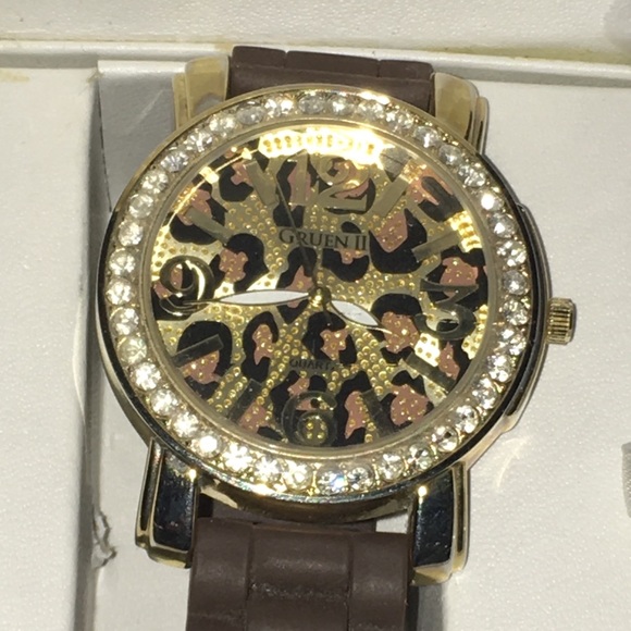 NEW Ladies Watch - Picture 2 of 3